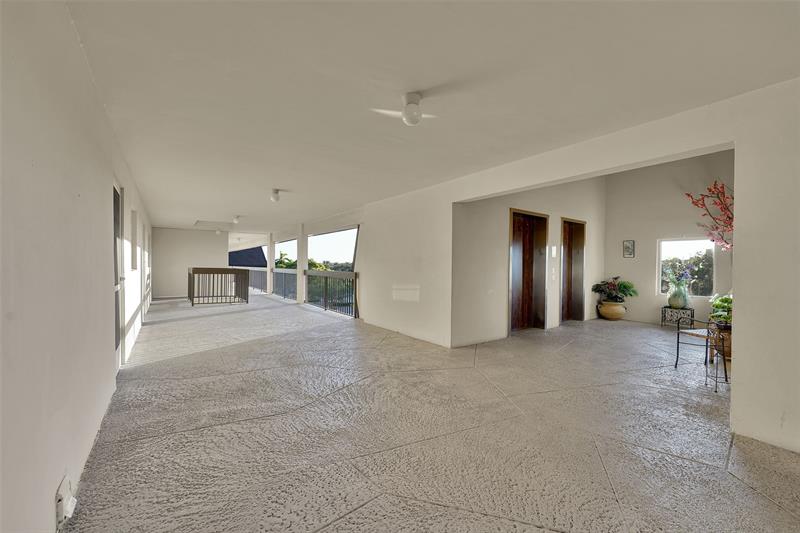 5340 NW 2nd Avenue Boca Raton FL 33487