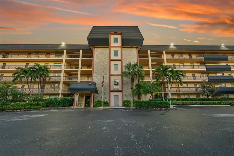 5340 NW 2nd Avenue Boca Raton FL 33487