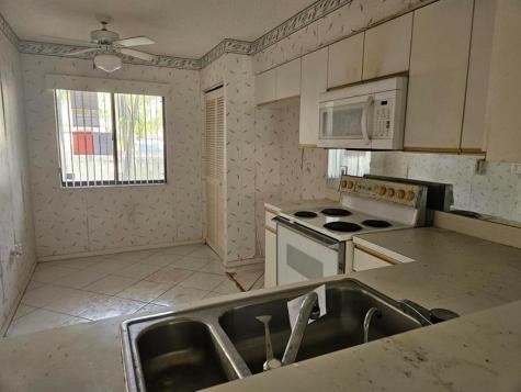 6065 Pointe Regal Circle Delray Beach FL 33484