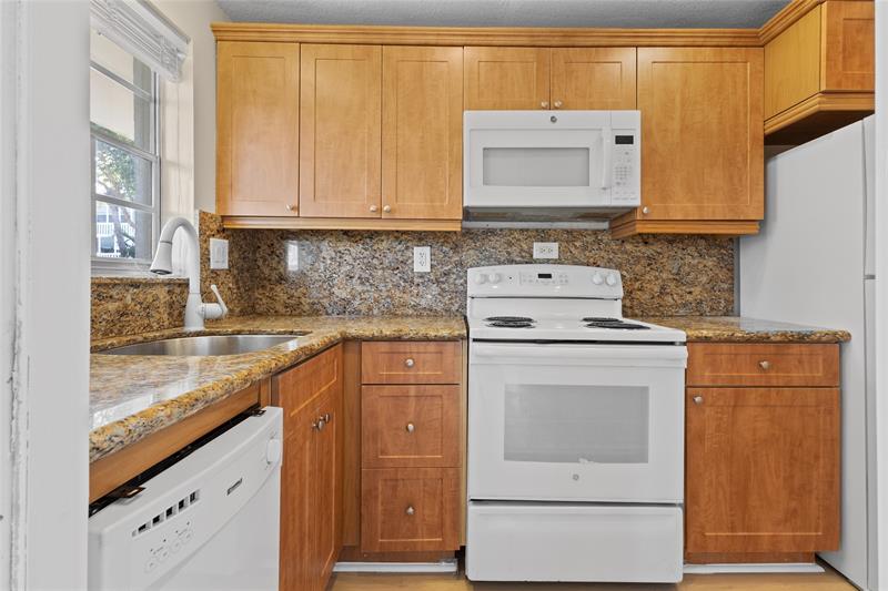 1965 SE 5th Court Pompano Beach FL 33060