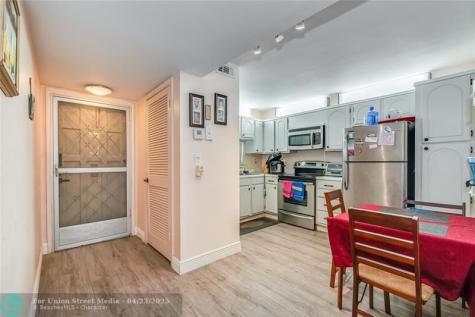 8930 S Hollybrook Boulevard Pembroke Pines FL 33025