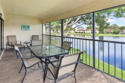 21827 Arriba Real Boca Raton FL 33433