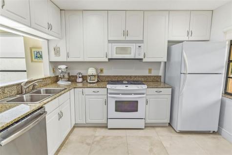 21827 Arriba Real Boca Raton FL 33433