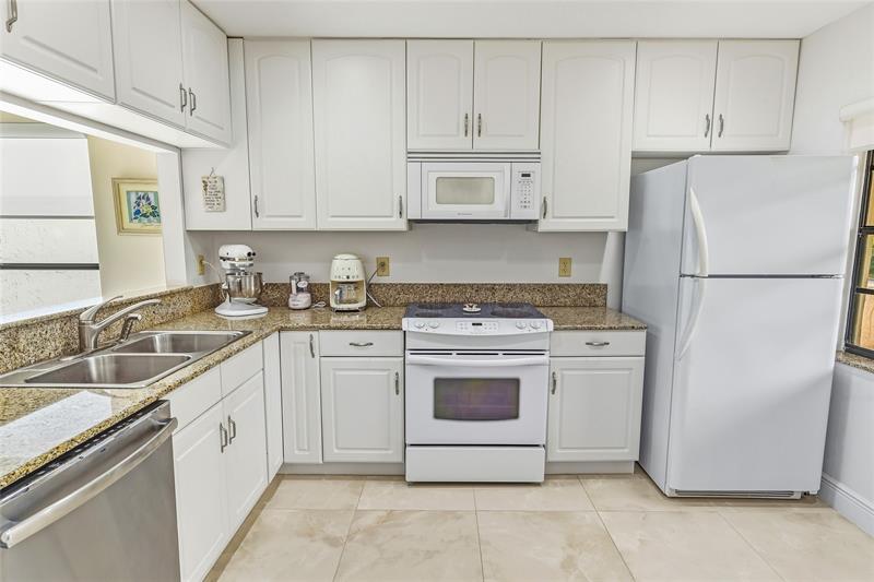 21827 Arriba Real Boca Raton FL 33433