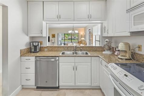 21827 Arriba Real Boca Raton FL 33433