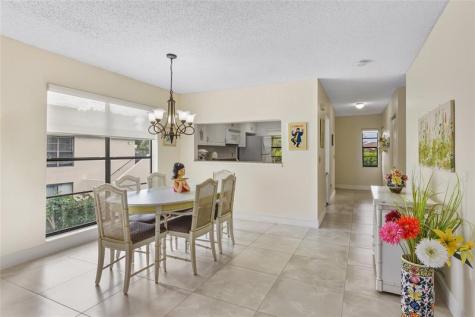 21827 Arriba Real Boca Raton FL 33433