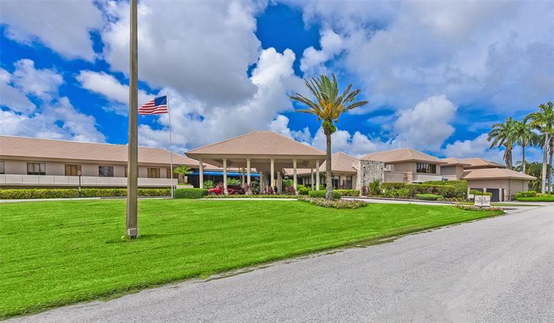 21827 Arriba Real Boca Raton FL 33433