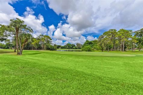 21827 Arriba Real Boca Raton FL 33433