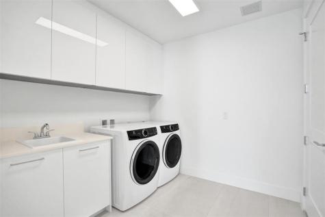 151 N Seabreeze Boulevard Fort Lauderdale FL 33304