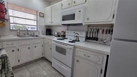 5300 Washington Street Hollywood FL 33021