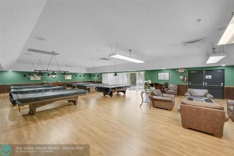10101 Sunrise Lakes Boulevard Sunrise FL 33322