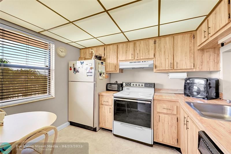 10101 Sunrise Lakes Boulevard Sunrise FL 33322