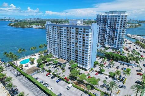 1865 79TH Street Causeway North Bay Village FL 33141