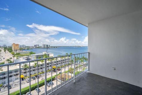 1865 79TH Street Causeway North Bay Village FL 33141