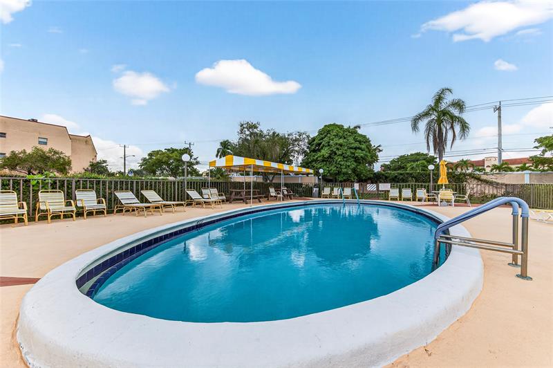 2900 N Pine Island Road Sunrise FL 33322