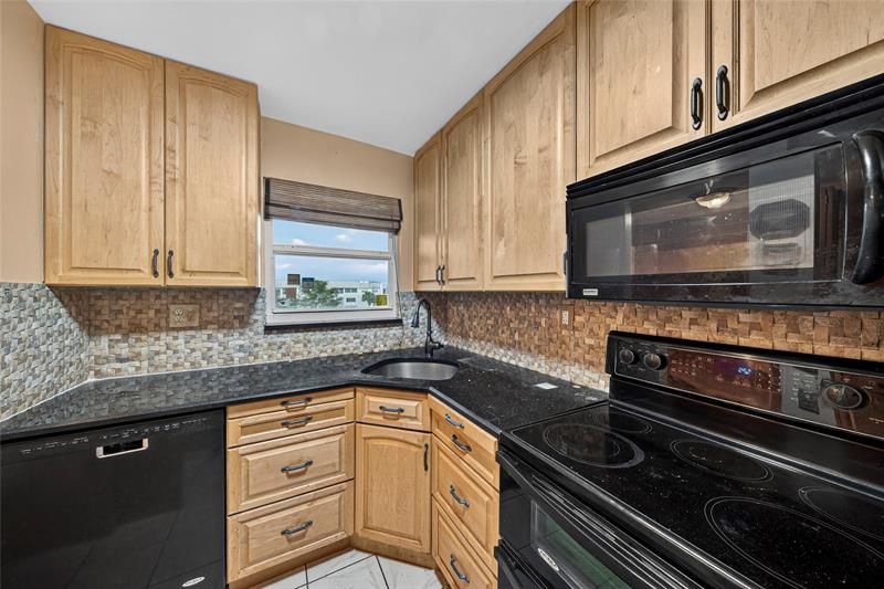 2900 N Pine Island Road Sunrise FL 33322