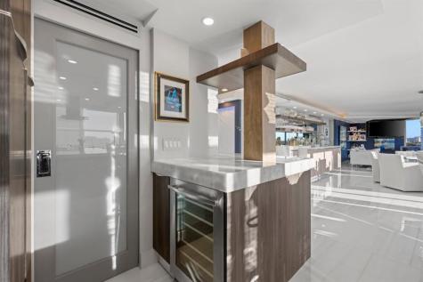 2800 E Sunrise Boulevard Fort Lauderdale FL 33304