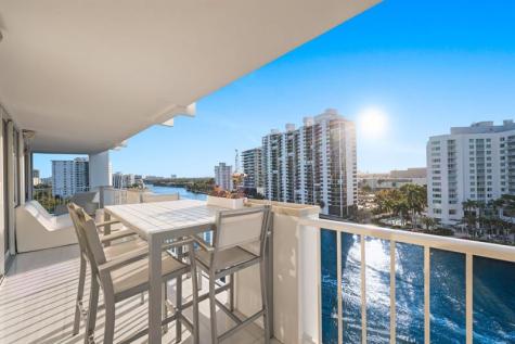 2800 E Sunrise Boulevard Fort Lauderdale FL 33304