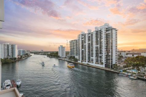 2800 E Sunrise Boulevard Fort Lauderdale FL 33304