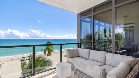 2205 S Surf Road Hollywood FL 33019