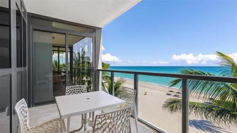 2205 S Surf Road Hollywood FL 33019