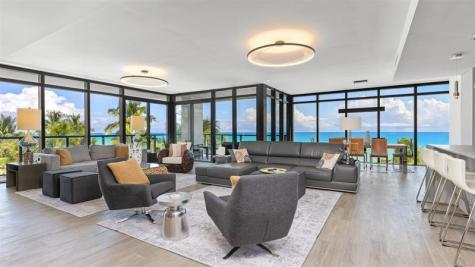 2205 S Surf Road Hollywood FL 33019