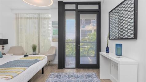 2205 S Surf Road Hollywood FL 33019