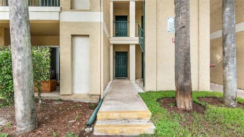 733 Riverside Drive Coral Springs FL 33071