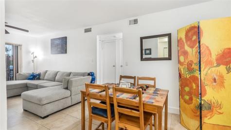 733 Riverside Drive Coral Springs FL 33071