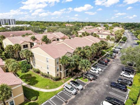 733 Riverside Drive Coral Springs FL 33071