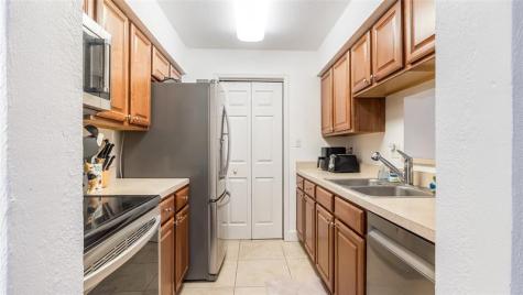 733 Riverside Drive Coral Springs FL 33071