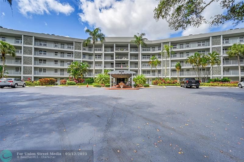 4020 W Palm Aire Drive Pompano Beach FL 33069