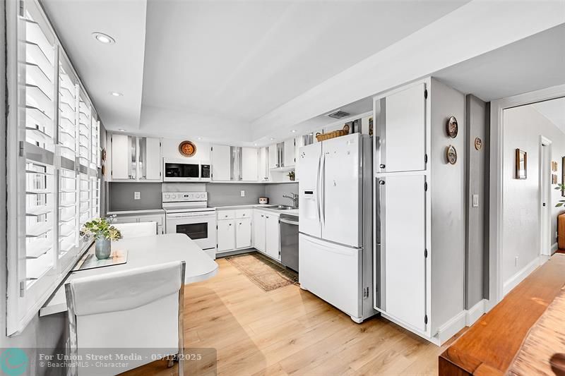 4020 W Palm Aire Drive Pompano Beach FL 33069