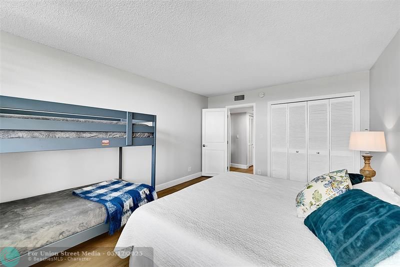 4020 W Palm Aire Drive Pompano Beach FL 33069