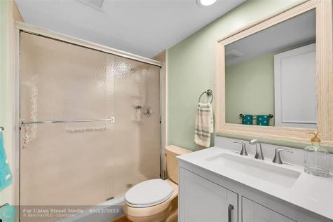 4020 W Palm Aire Drive Pompano Beach FL 33069