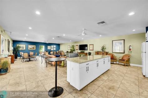 4020 W Palm Aire Drive Pompano Beach FL 33069