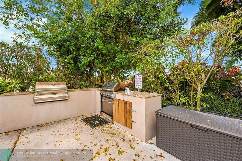 4020 W Palm Aire Drive Pompano Beach FL 33069