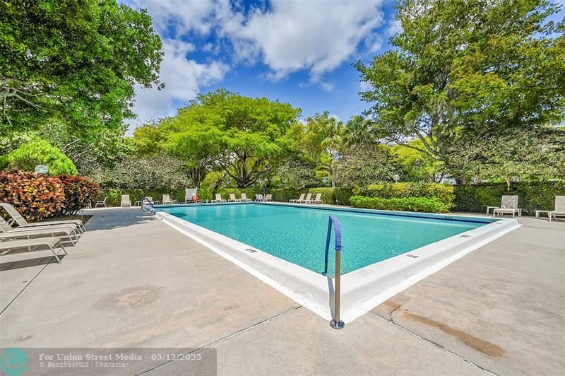 4020 W Palm Aire Drive Pompano Beach FL 33069