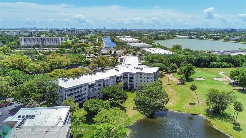 4020 W Palm Aire Drive Pompano Beach FL 33069