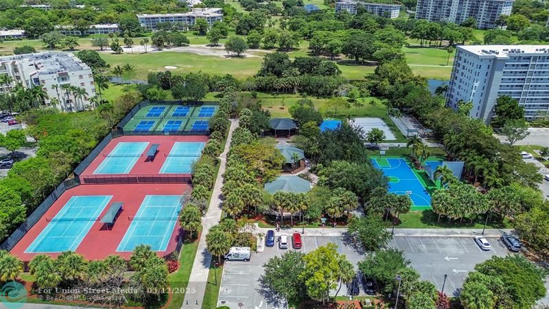 4020 W Palm Aire Drive Pompano Beach FL 33069