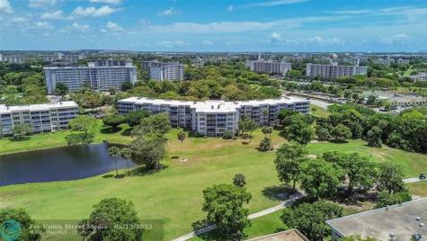 4020 W Palm Aire Drive Pompano Beach FL 33069