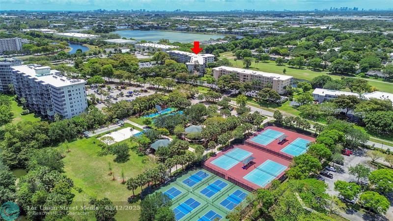 4020 W Palm Aire Drive Pompano Beach FL 33069