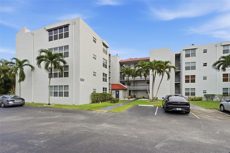 9451 Evergreen Place Davie FL 33324