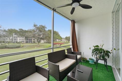 9451 Evergreen Place Davie FL 33324