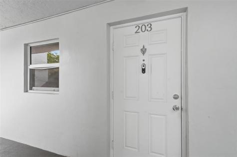 9451 Evergreen Place Davie FL 33324