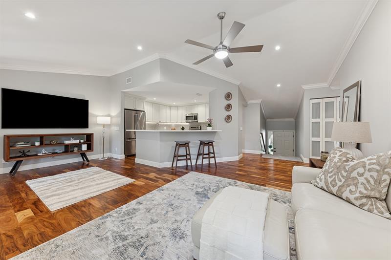 5560 Coach House Circle Boca Raton FL 33486