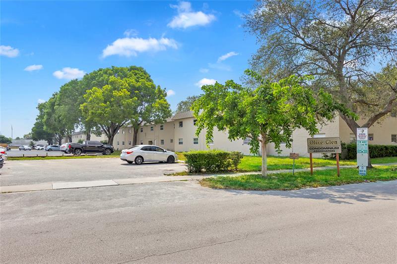 207 NW 32nd Court Pompano Beach FL 33064