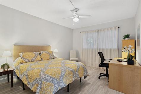 320 S Surf Road Hollywood FL 33019