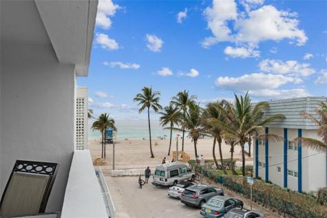 320 S Surf Road Hollywood FL 33019