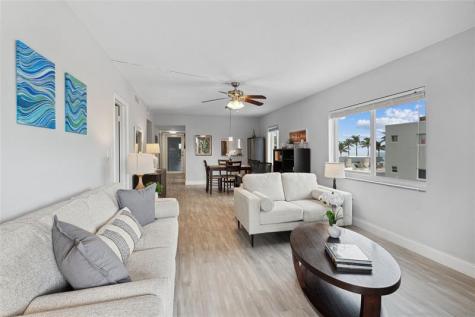 320 S Surf Road Hollywood FL 33019